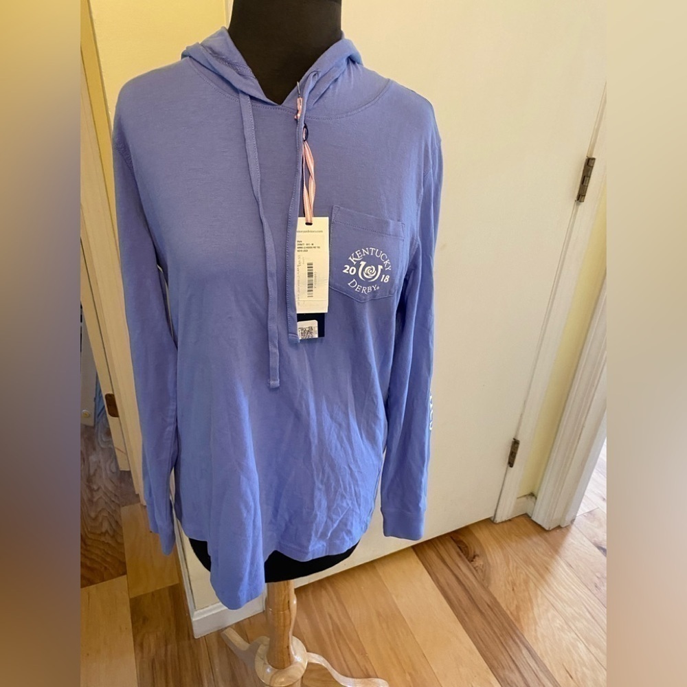 Vineyard vines x Kentucky Derby 2018 dead stock hooded long sleeve tee medium